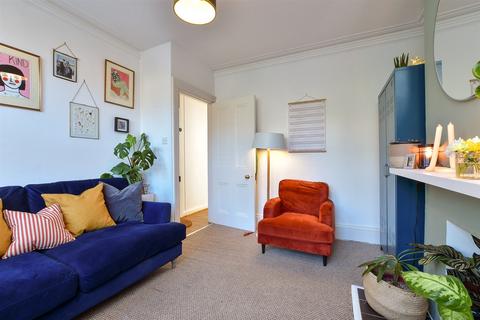 2 bedroom flat for sale, Carlton Hill, Brighton, East Sussex