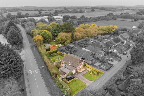 2 bedroom detached bungalow for sale, Kings Lane, Nr. Alcester B50