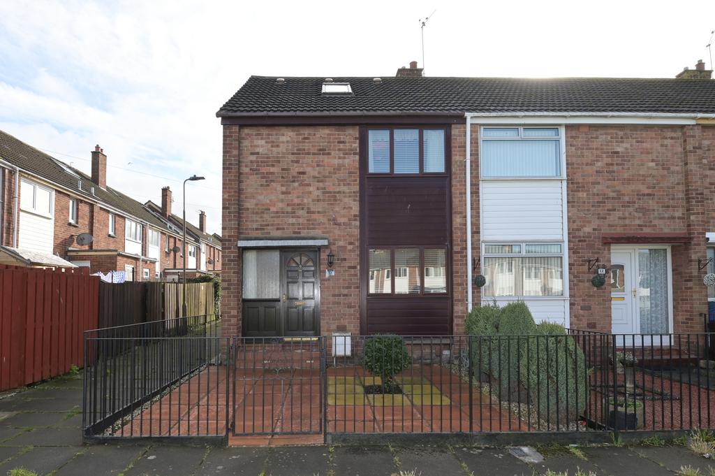 13 Ferniehill Square, Edinburgh, EH17... 3 bed end of terrace house for