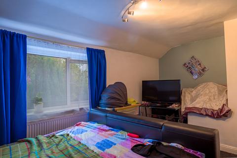 37 Bailey Lane, Bolton, BL2 5EN