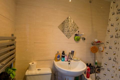 37 Bailey Lane, Bolton, BL2 5EN