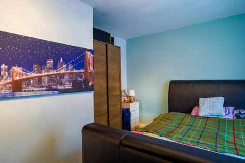 37 Bailey Lane, Bolton, BL2 5EN