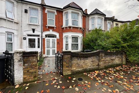 3 bedroom house for sale, Clandon Road, Ilford