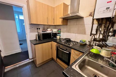 3 bedroom house for sale, Clandon Road, Ilford