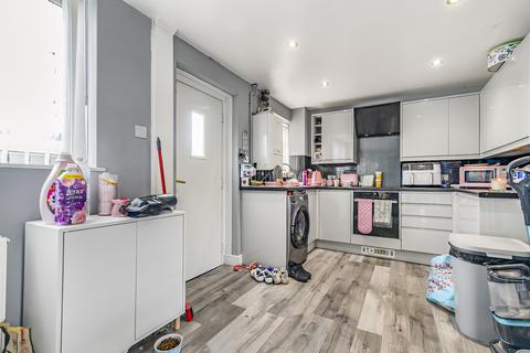 59 Hambleton Drive, Halifax, HX2 8TA