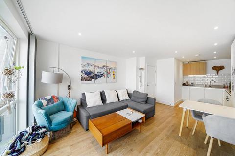 1 bedroom flat to rent, Vallans Court, LONDON E3