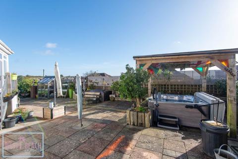 2 bedroom detached house to rent, Greenridge, Brighton