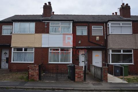 3 bedroom house to rent, Park View Avenue, Leeds LS4