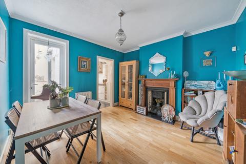 2 bedroom semi-detached house for sale, Albany Road, Walton-on-Thames, Surrey