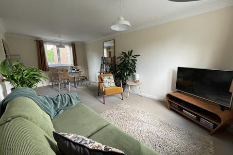 2 bedroom flat for sale, Darran House, Golden Mile View, Newport, NP20