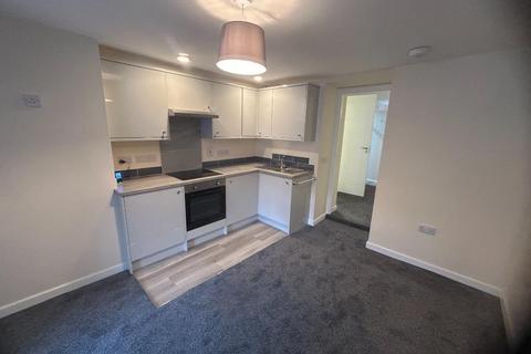 1 bedroom flat to rent, Front Street, Braco, Perthshire, FK15