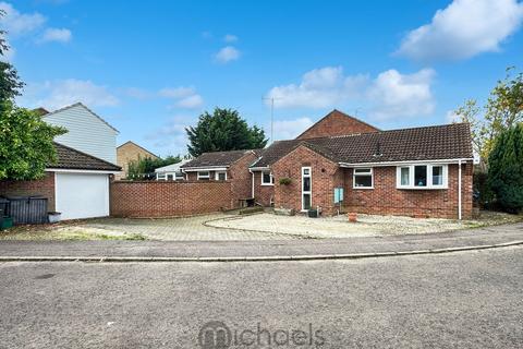 3 bedroom bungalow for sale, Ploughmans Headland, Stanway, Colchester, CO3