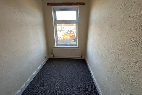 3 bedroom terraced house to rent, SELWYN STREET, BOLSOVER, CHESTERFIELD