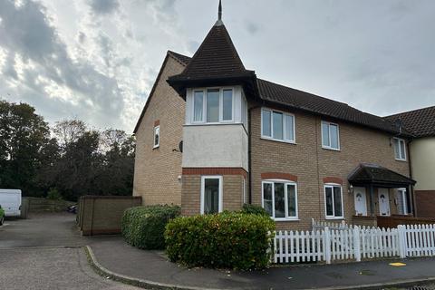 2 bedroom end of terrace house to rent, Two bed end-terrace, Stanway CO3