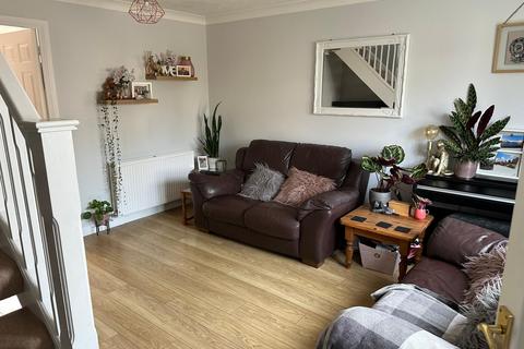 2 bedroom end of terrace house to rent, Two bed end-terrace, Stanway CO3