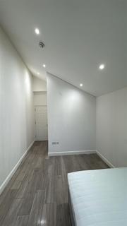 1 bedroom in a house share to rent, Fairfield Road, Edmonton, London