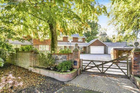 6 bedroom detached house for sale, South Ashtead