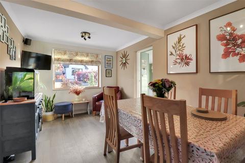 67 Chanters Hill, Barnstaple, EX32 8DE
