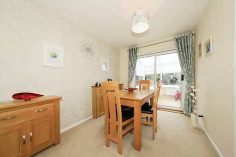 6 Beverston Road, Wolverhampton, WV6 7UG