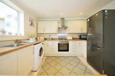 6 Beverston Road, Wolverhampton, WV6 7UG