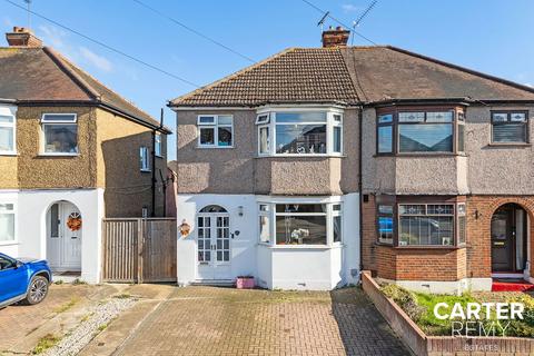 Heathview Road, Grays, RM16