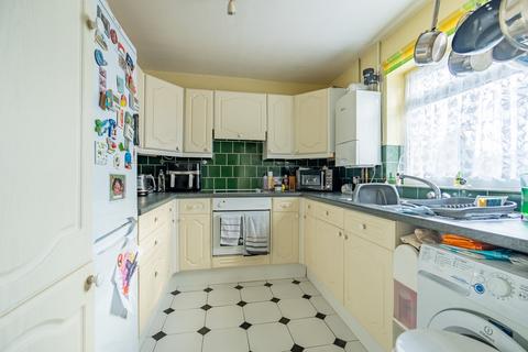 3 bedroom terraced house for sale, James Hall Gardens, Deal CT14