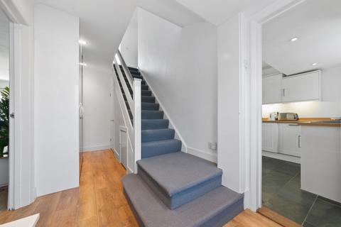 6 Brooklands, Tunbridge Wells, TN2 3AD