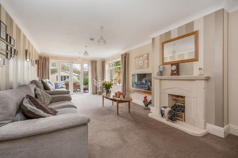 6 bedroom detached house for sale, Ingarsby Drive, Leicester