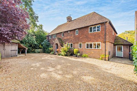 5 bedroom village house for sale, Guildford Road, Shamley Green, Guildford, Surrey, GU5 0RT