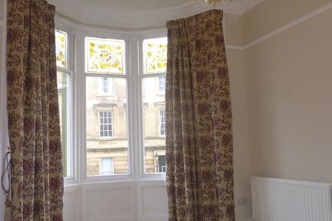 1 bedroom ground floor flat to rent, Hyndland Street, Glasgow G11