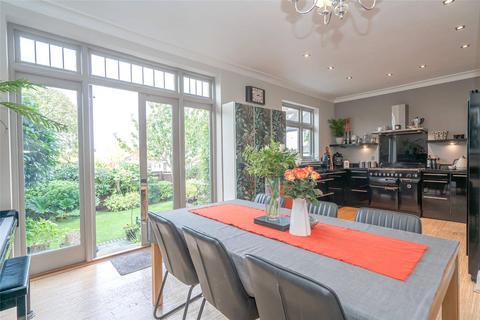 5 bedroom semi-detached house for sale, Pages Lane, London, N10