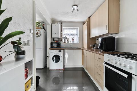 3 bedroom terraced house for sale, Sycamore Road, Dunstable LU5