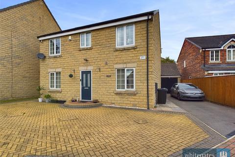 4 bedroom detached house for sale, Newhall Gardens, Bradford, West Yorkshire, BD5