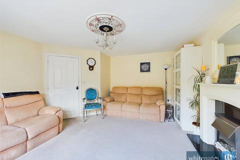 4 bedroom detached house for sale, Newhall Gardens, Bradford, West Yorkshire, BD5