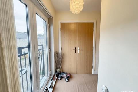 2 bedroom apartment for sale, Rotary Close, Dewsbury