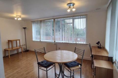 2 bedroom flat for sale, Heathcroft, London W5