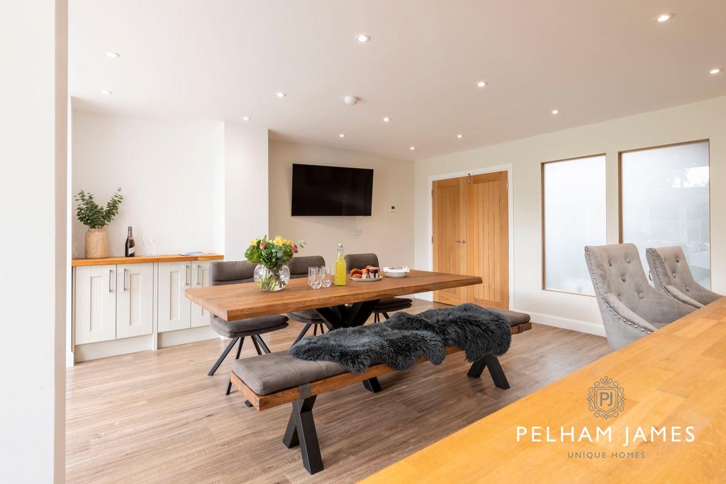 Dining area, 1 Greatford Road, Baston