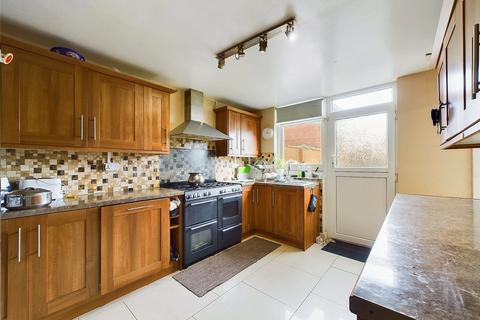 4 bedroom semi-detached house for sale, Yew Tree Way, Churchdown, Gloucester, Gloucestershire, GL3