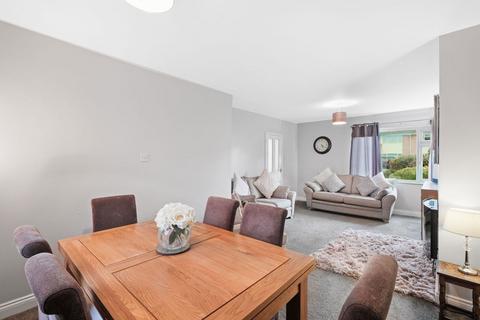11 Jacomb Close, Lower Broadheath, Worcester, WR2 6SQ