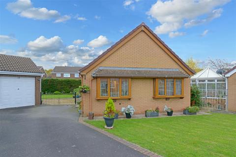 2 bedroom detached bungalow for sale, Heron Drive, Sundorne Grove, Shrewsbury