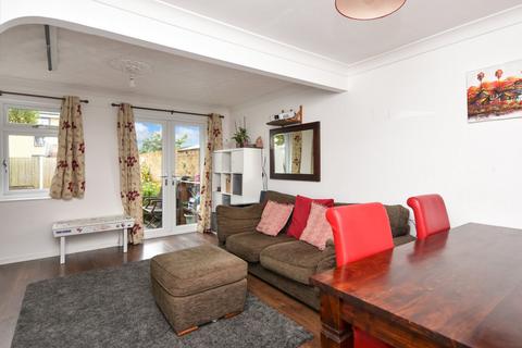 31 Bulwark Road, Shoeburyness, Southend-on-sea, SS3 9RS