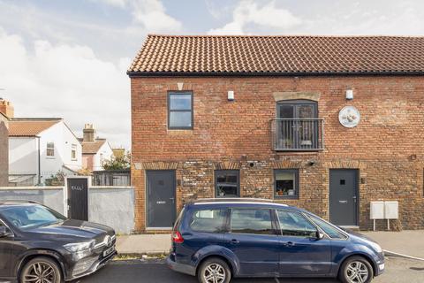 3 bedroom end of terrace house for sale, St. Gabriels Road, Easton