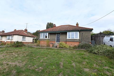 3 bedroom detached bungalow for sale, Framlingham, Suffolk.