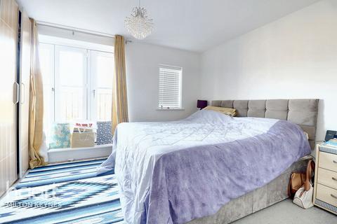 37 Cranmore Circle, Broughton, Milton Keynes, MK10 7DD
