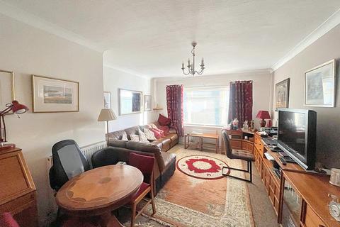 1 bedroom flat for sale, Eastbourne Road, Willingdon