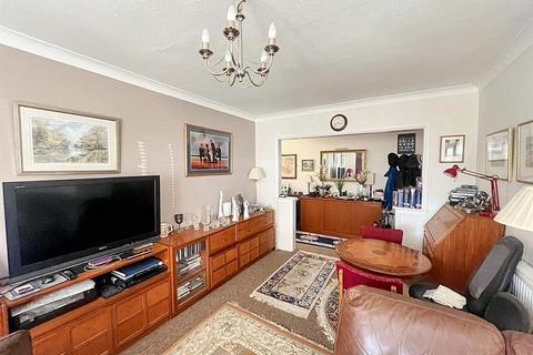 1 bedroom flat for sale, Eastbourne Road, Willingdon