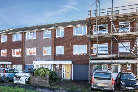 4 bedroom terraced house for sale, Madehurst Close, Brighton