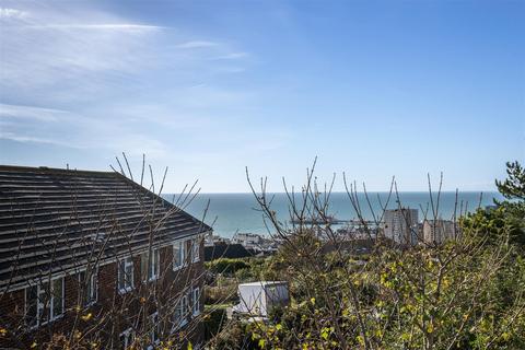 4 bedroom terraced house for sale, Madehurst Close, Brighton