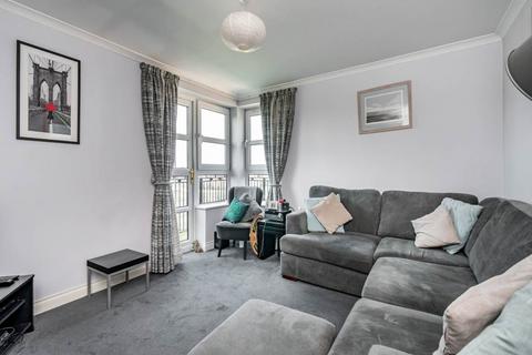 24/15 Springfield Street, Edinburgh, EH6 5DE
