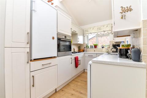 2 bedroom bungalow for sale, Rothbury Park, New Milton, Hampshire, BH25